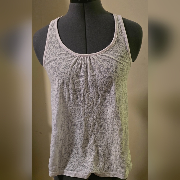 Women's White Lace Tank Top - Picture 1 of 2
